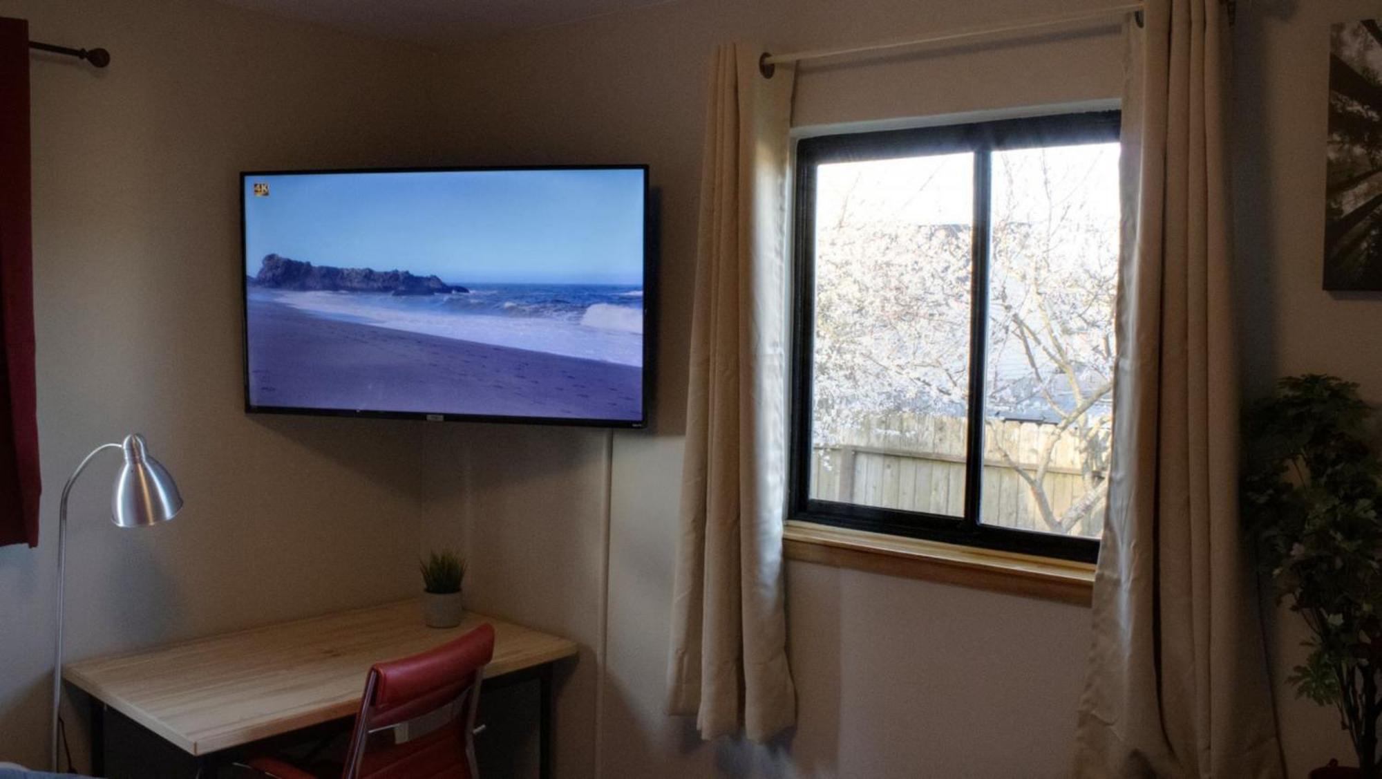 Private Home - Playground, Jumping Mat, Bbq, Darts, Firepit, Gazebo, 4 Smart Tvs, White Cotton Bedding, - The Redwood Cul-De Sac Beach Retreat Crescent City Esterno foto