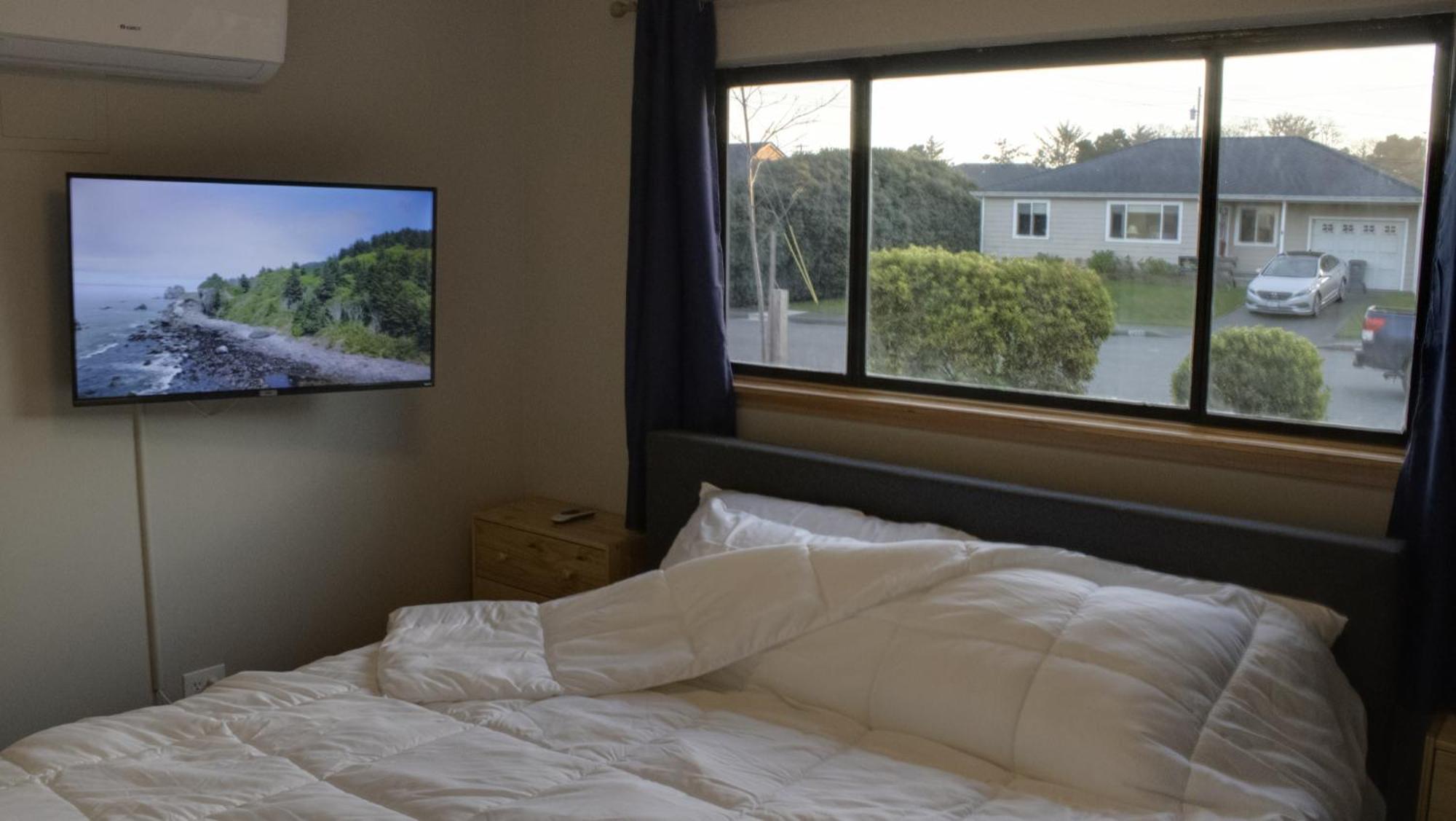 Private Home - Playground, Jumping Mat, Bbq, Darts, Firepit, Gazebo, 4 Smart Tvs, White Cotton Bedding, - The Redwood Cul-De Sac Beach Retreat Crescent City Esterno foto