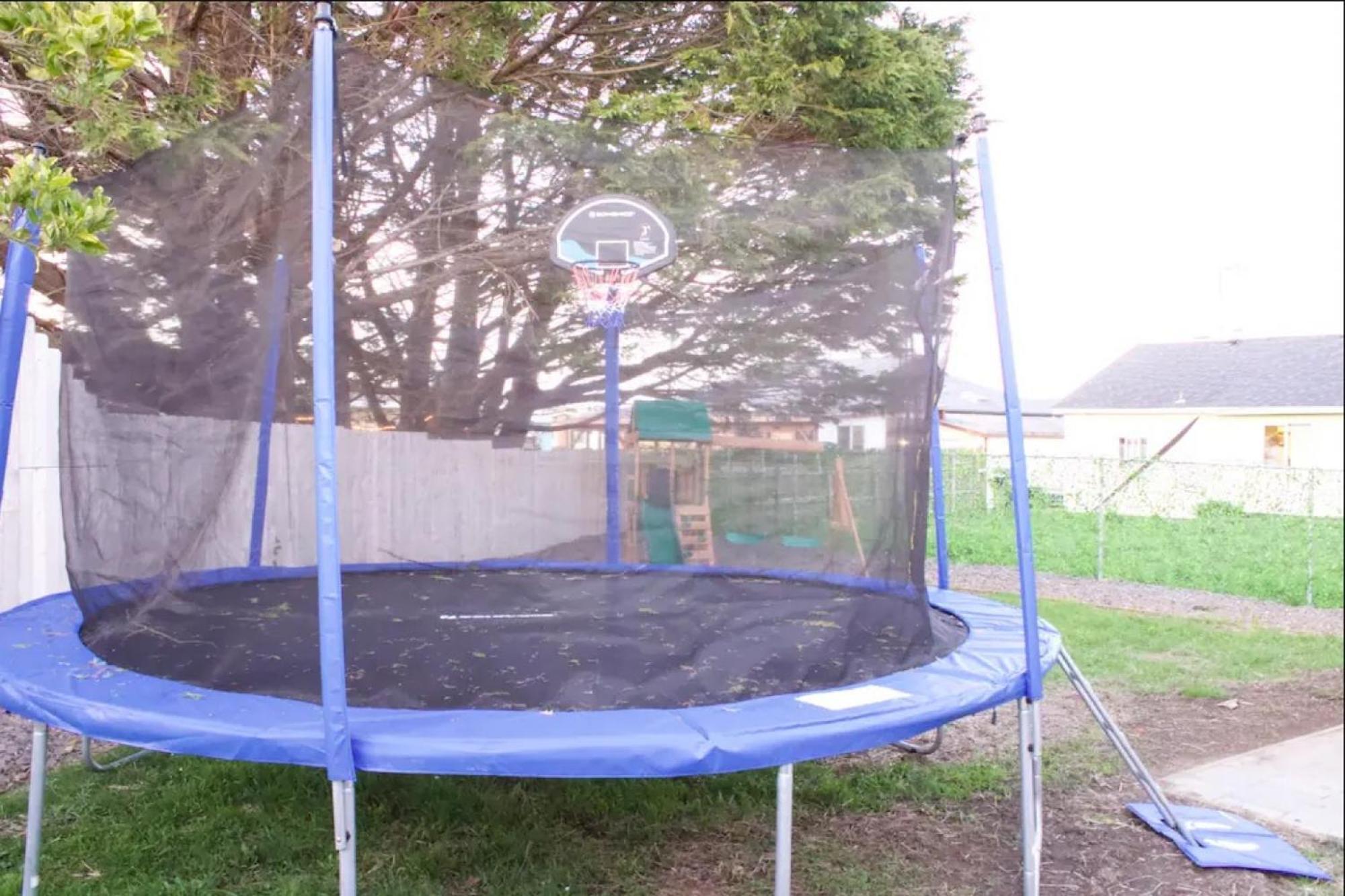 Private Home - Playground, Jumping Mat, Bbq, Darts, Firepit, Gazebo, 4 Smart Tvs, White Cotton Bedding, - The Redwood Cul-De Sac Beach Retreat Crescent City Esterno foto